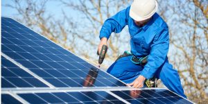 Installation Maintenance Panneaux Solaires Photovoltaïques à Lougres